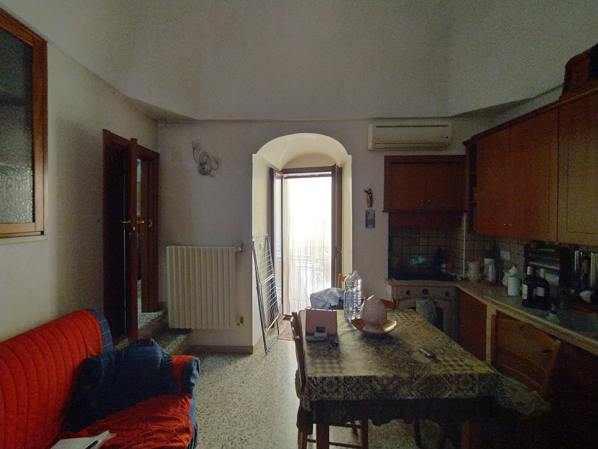 13/24 TERRATETTO CON TERRAZZO