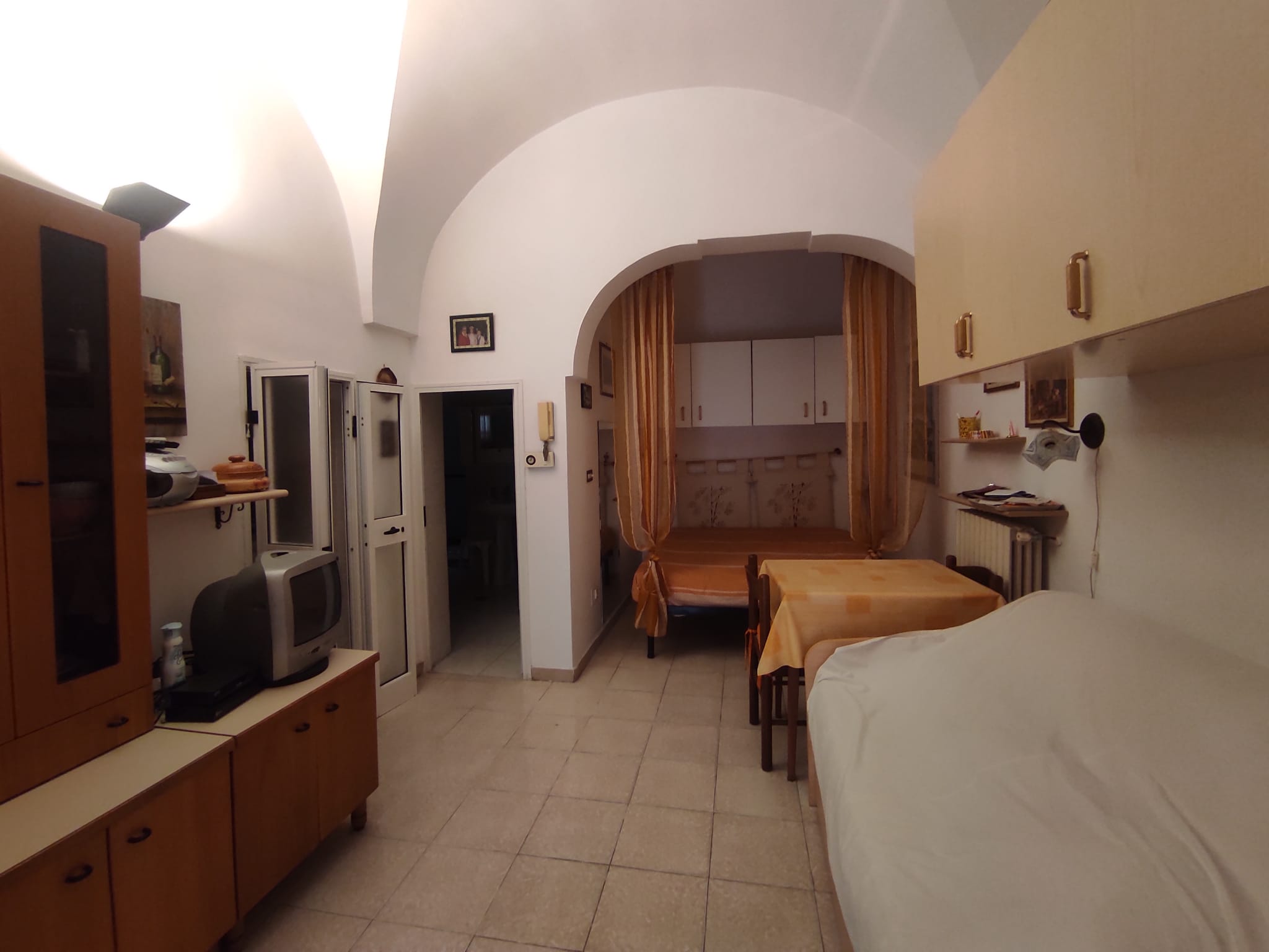57/24 CASA INDIPENDENTE