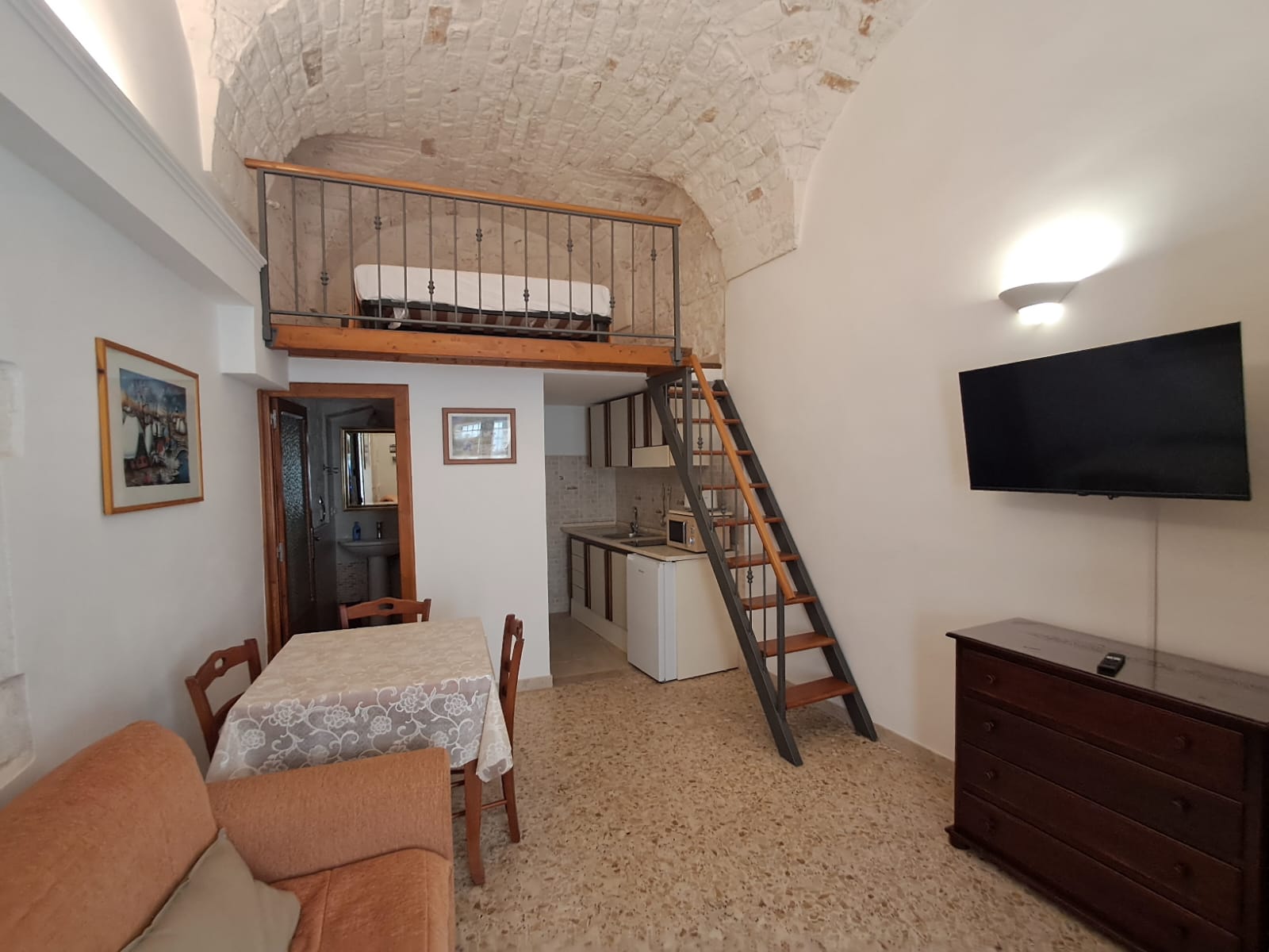 22/25 MONOLOCALE SOPPALCATO