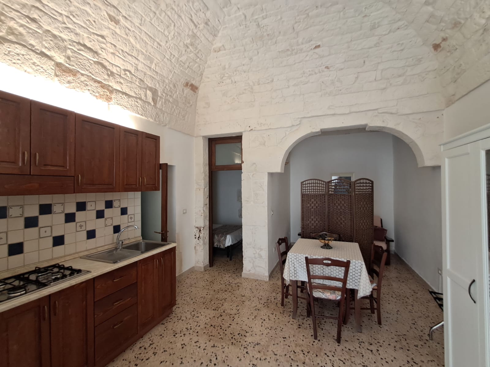 23/25 CASA INDIPENDENTE IN FITTO