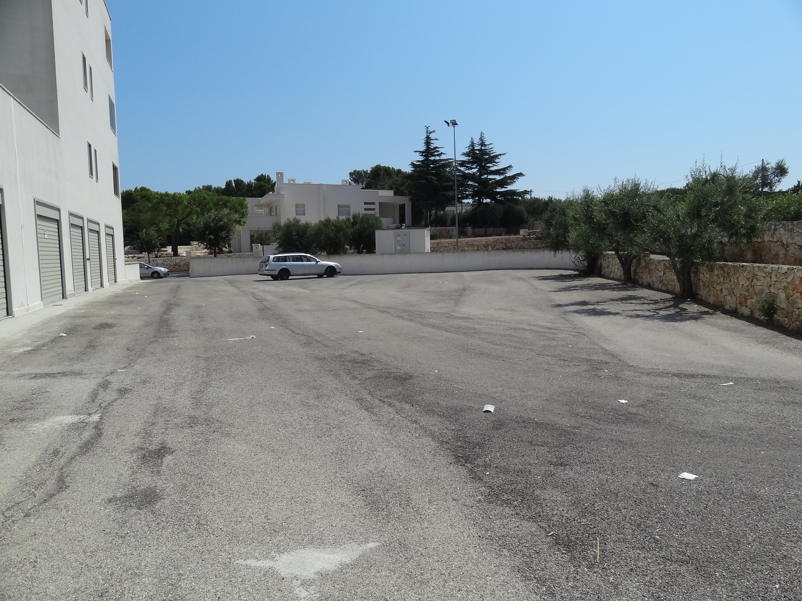 (Rif.13/19) Locale commerciale