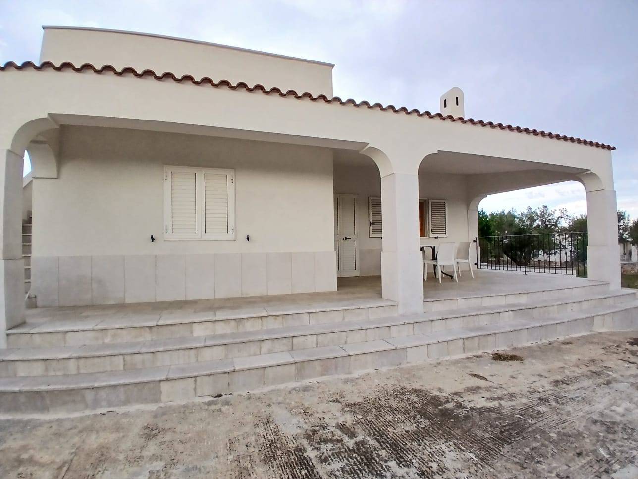 17/26 VILLA IN CAMPAGNA